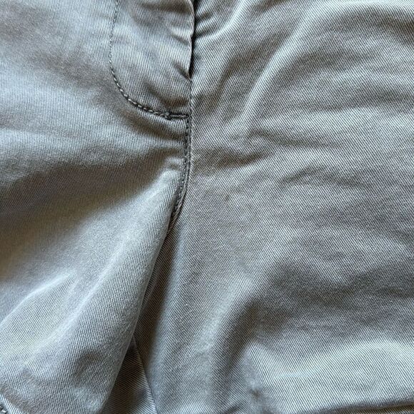 J. Crew Women's Grey Chino Cotton Shorts - Size 8 - Picture 7 of 7